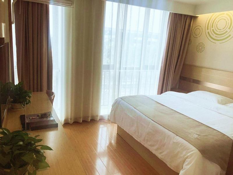 Greentree Inn Shanghai Minhang District Beiqiao Subway Station Express Hotel Exterior foto