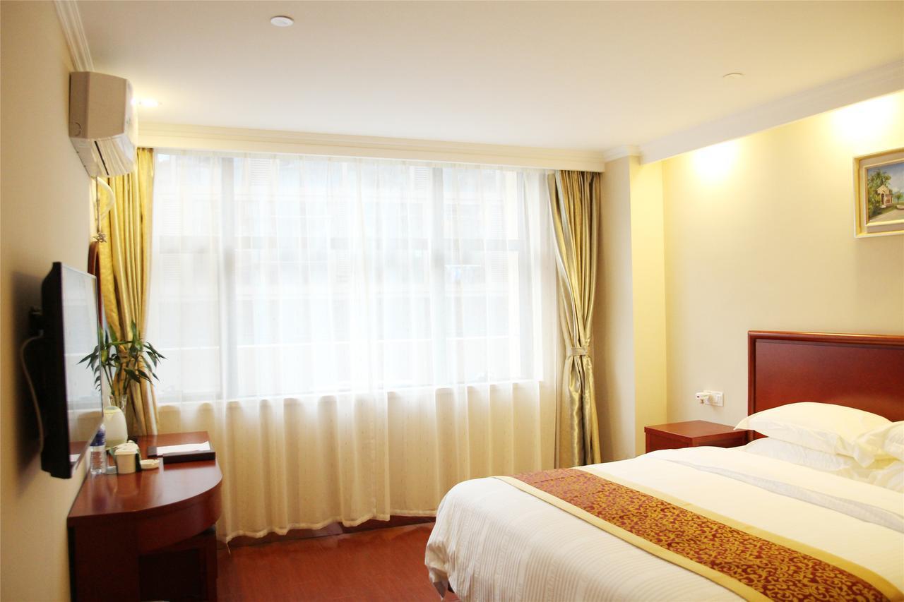Greentree Inn Shanghai Minhang District Beiqiao Subway Station Express Hotel Exterior foto
