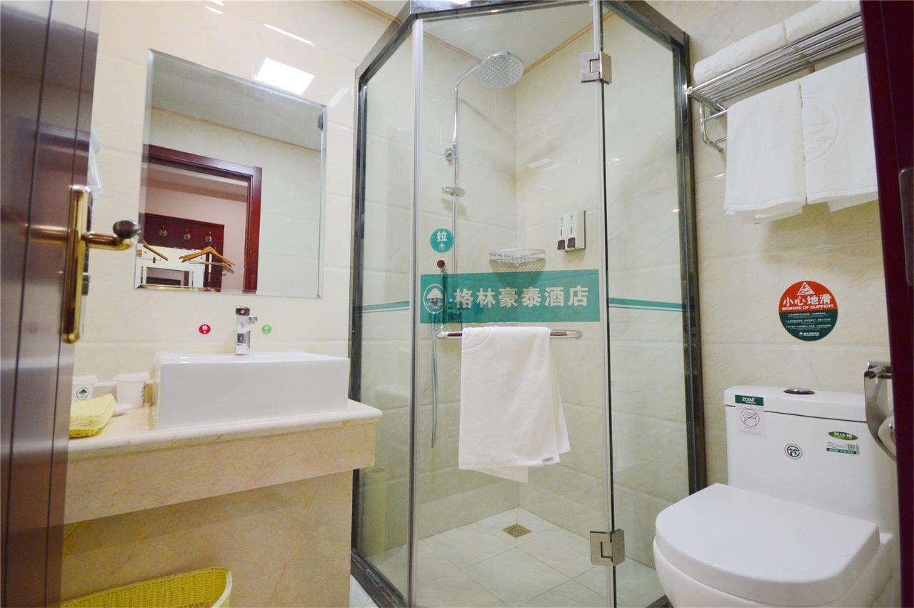 Greentree Inn Shanghai Minhang District Beiqiao Subway Station Express Hotel Exterior foto